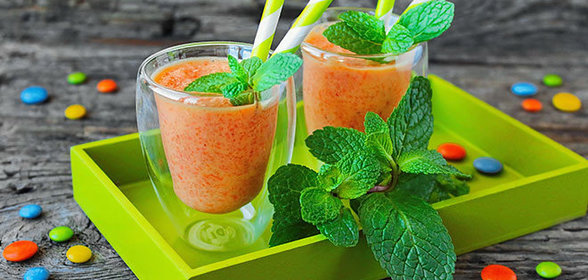 Морковный смузи с маракуйей