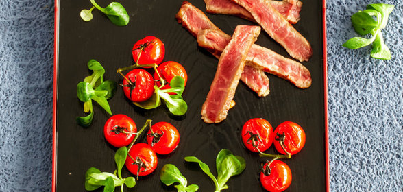 Самый простой салат со стейком