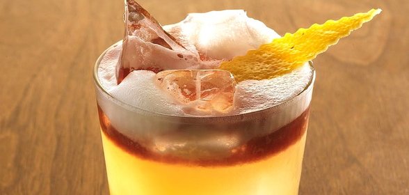 Коктейль «Нью-Йорк-сауэр» (New York Sour)