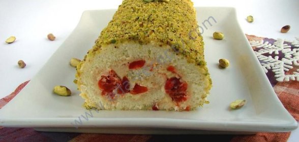 Бисквитный рулет на праздничный стол с начинкой