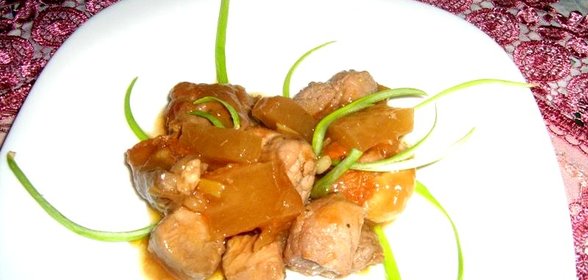 Свинина с ананасами