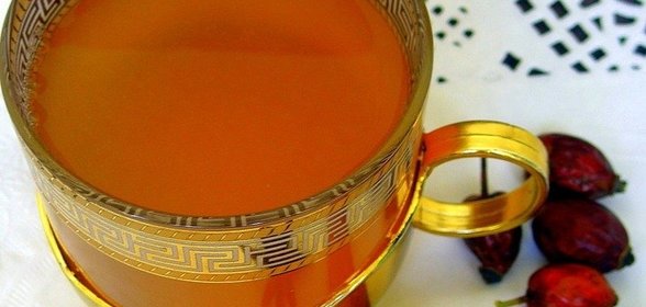 Зеленый чай с шиповником