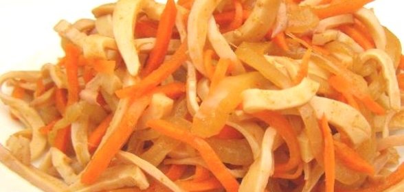 Кальмар по-корейски с морковью