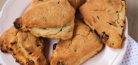 Сконы с клюквой и апельсиновой цедрой