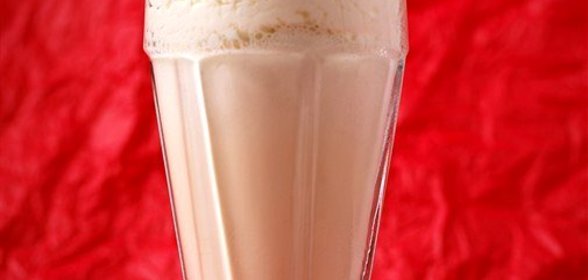 Яблочно-ореховый напиток