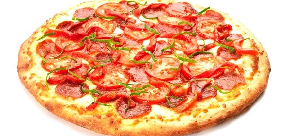 Пицца с копченой колбасой
