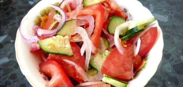 Cалат к запеченной свинине