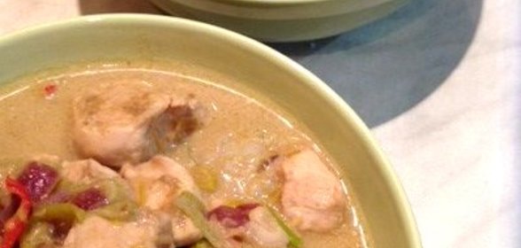 Рис и карри с курицей и кокосовым молоком