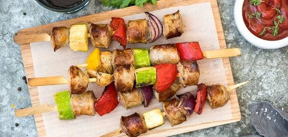 Летний шашлык с колбасками