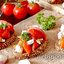 Брускетта с перцем, помидорами и соусом песто