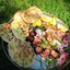 Шашлык с белым и красным соусом и домашними лепёшками