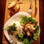 Сочная говядина с яблоками под сырным соусом
