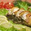 Скумбрия, запеченная с лимоном и сырной начинкой