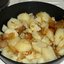 Картофель обжаренный со шкварками