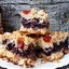 Тёртый пирог с черникой и орехами