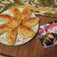 Пирожки из творожного теста с яблоками