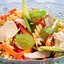Макаронный салат с курицей и виноградом