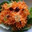 Морковный салат с виноградом и клюквой