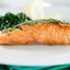 Семга под соусом песто со шпинатом