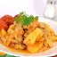 Картофель тушеный со свиной грудинкой и овощами в мультиварке
