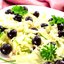 Салат с капустой, виноградом и яблоком