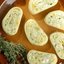 Сырный рулет с курицей и фисташками