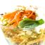 Салат-коктейль с копченой курицей и фисташками