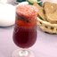 Коктейль с красным вином и клубникой