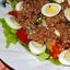 Салат с тунцом и перепелиными яйцами
