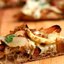 Пицца с карамелизованным луком и фенхелем