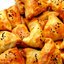 Самса из слоеного теста с мясом