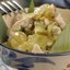 Куриный салат с виноградом и фундуком