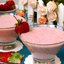 Творожный смузи с клубникой и бананом