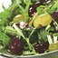Салат с виноградом и кудрявым эндивием