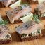 Канапе с селедкой и ароматным маслом