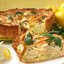 Яблочно-луковый пирог с голубым сыром