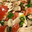 Куриный салат с сырыми шампиньонами и маринованной капустой