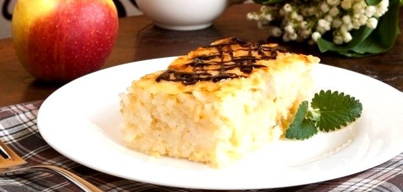 Рисовый пудинг с яблоками