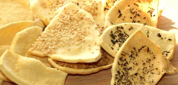 Сырные сухарики