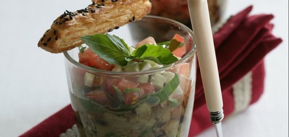 Закуска из баклажанов с брынзой и палочками из слоеного теста