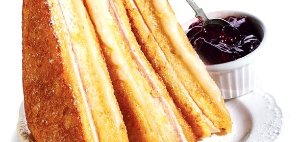 Сэндвичи с индейкой и грюйером