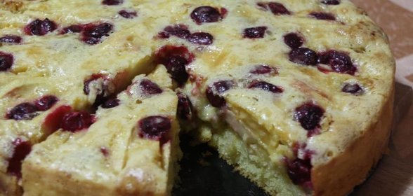 Яблочный пирог с заливкой