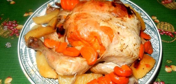 Курица с курагой запеченная в рукаве