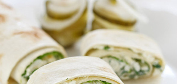 Закусочные рулетики с фетой