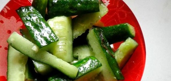 Засолка огурцов дольками
