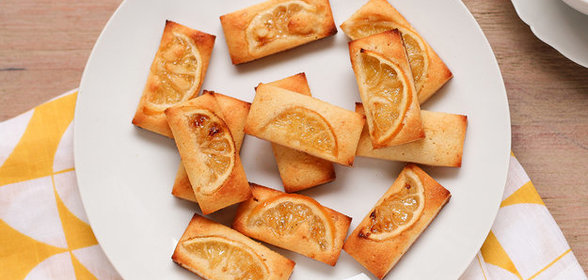 Французское печенье финансье с лимоном