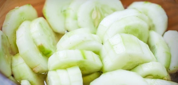 Закуска из свежих огурцов