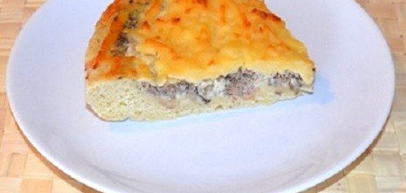 Пицца «Сайран» с сайрой, ананасами и соусом с бальзамическим белым уксусом