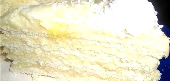 Нежный кокосовый торт со сметанным кремом