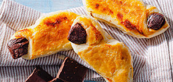 Слоеные рулетики с шоколадом в мультиварке